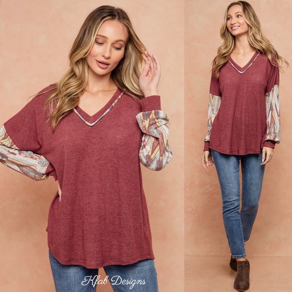 ❤️LAST 1! V Neck Aztec Detail Super Soft Sweatshirt Top! - Picture 4 of 9